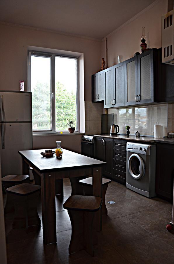 Giansa Apartment Tbilisi ภายนอก รูปภาพ